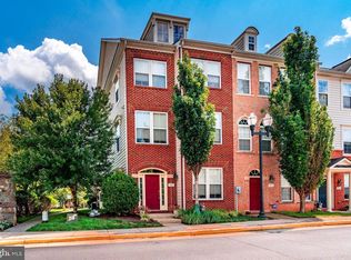 7007 Little Thames Dr, Gainesville, VA 20155