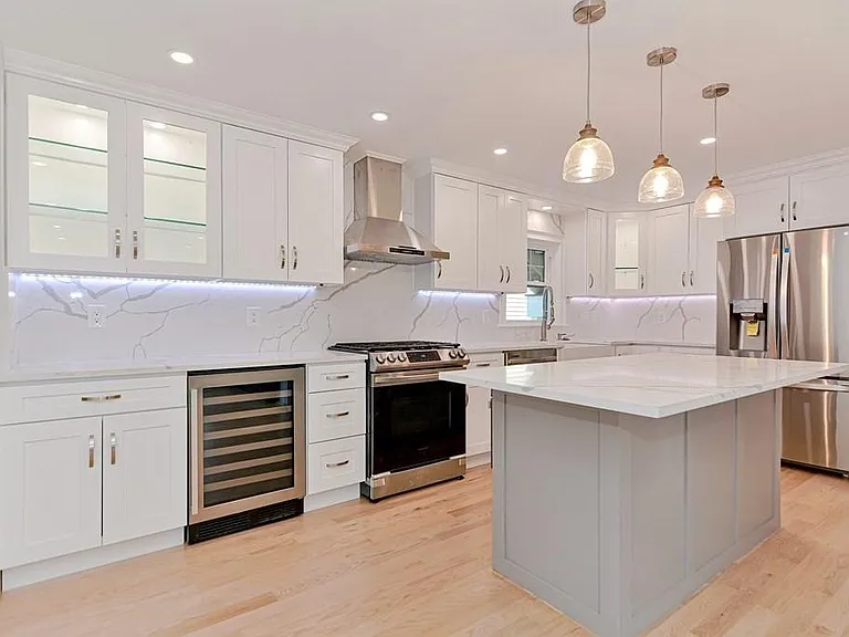 64 Crescent St #1 — Photo 1