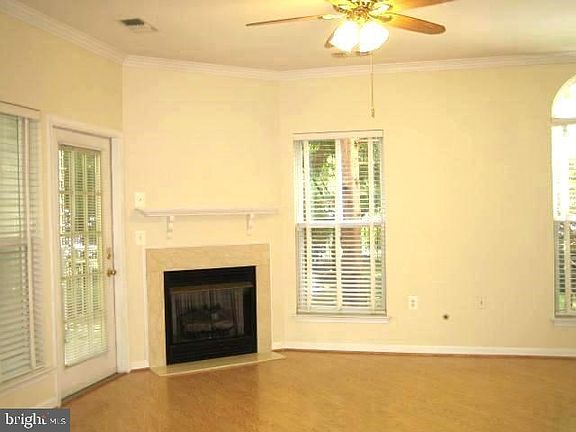 3rd image of 2931 Deer Hollow Way Unit 103