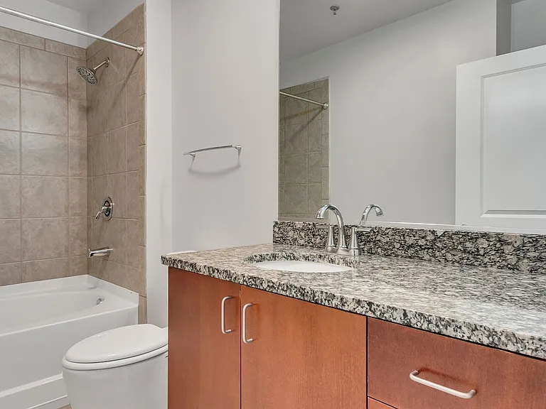 415 Church St #1105 — Photo 24