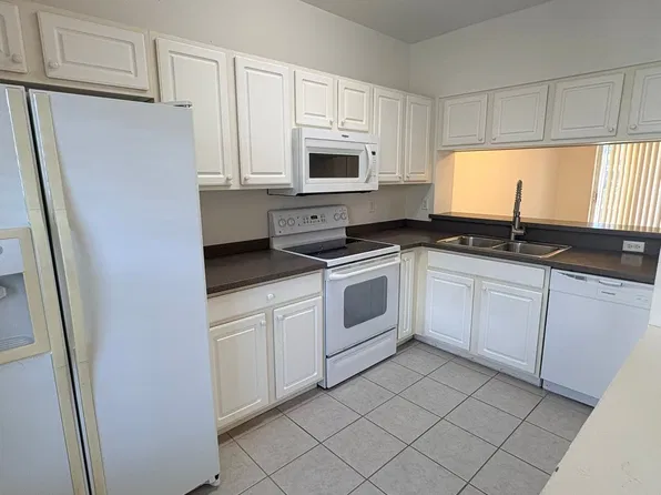 10051 Poppy Hill Dr, Fort Myers, FL 33966