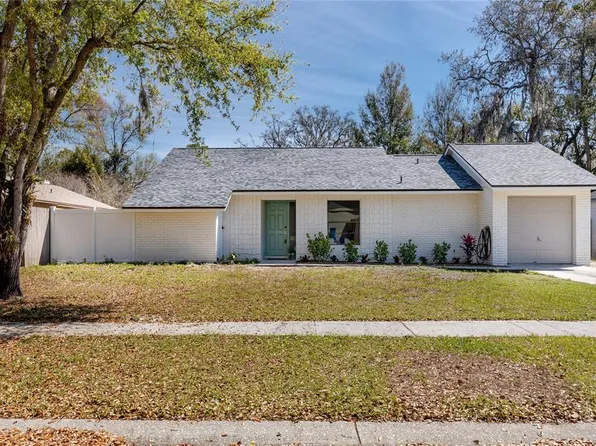 17607 Cranbrook Dr, Lutz, FL 33549