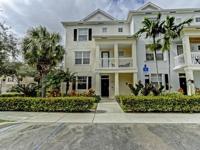 156 Aragon Way APT 101, Jupiter, FL, 33458