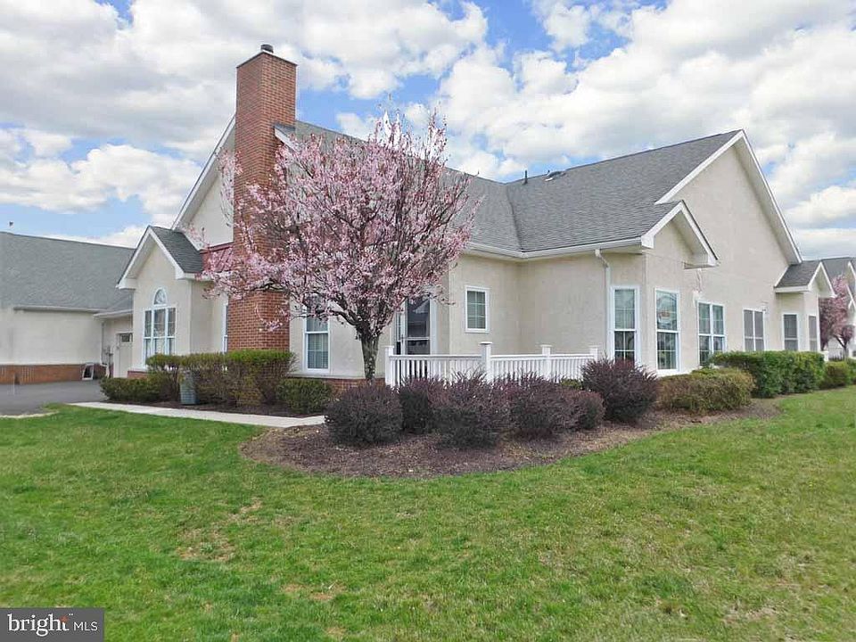 1st image of 15024 Sunflower Dr