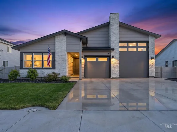 1407 Stirling Mdw, Saint Middleton, ID 83644