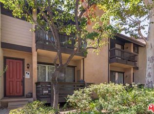 21900 Marylee St UNIT 246, Woodland Hills, CA 91367