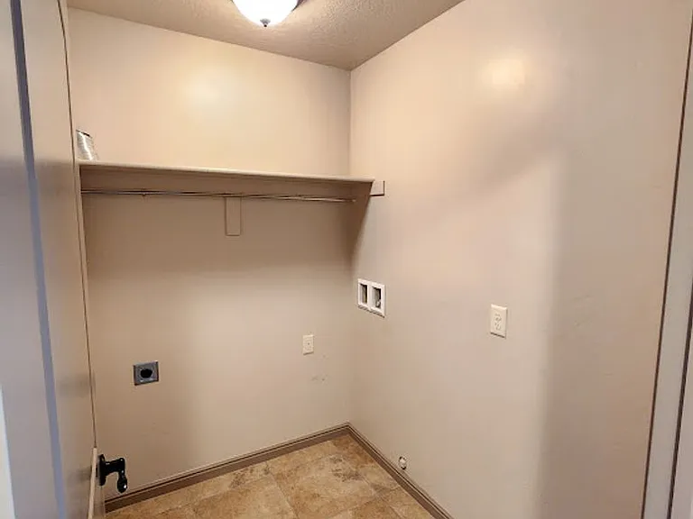 370 W Buena Vista Blvd #61 — Photo 16