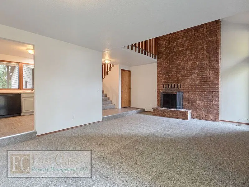 2 bed, 1.5 bath, 1202 sqft, $2,495 — Photo 1