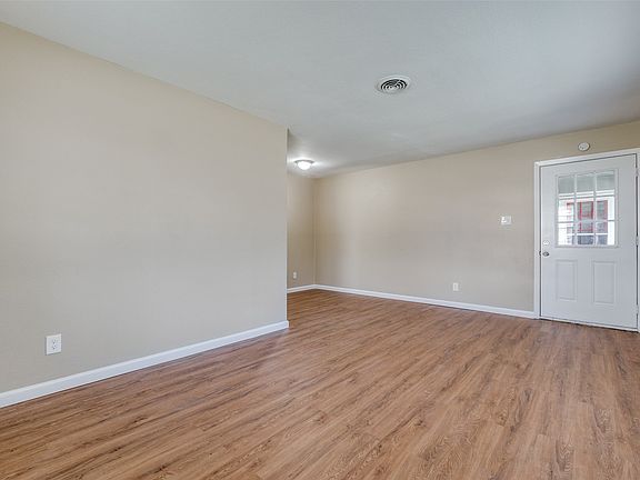 5th image of 10000 Olmos Dr