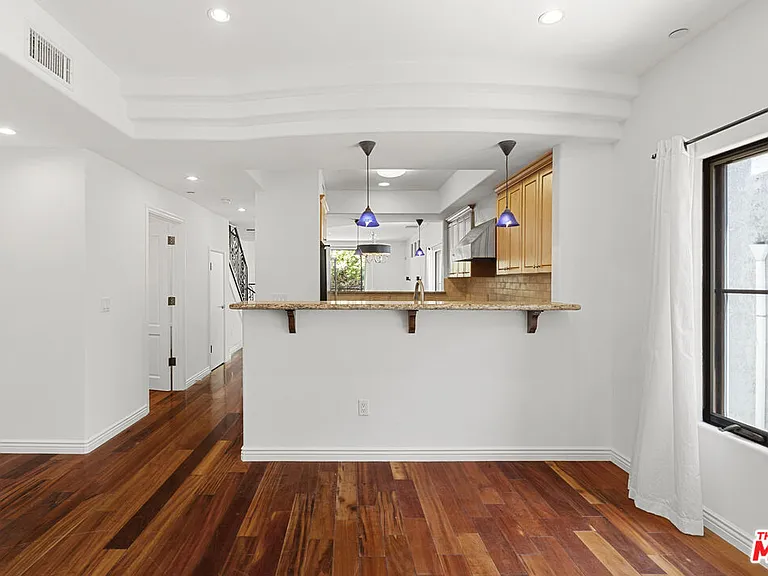 744 N Alfred St #104 — Photo 16