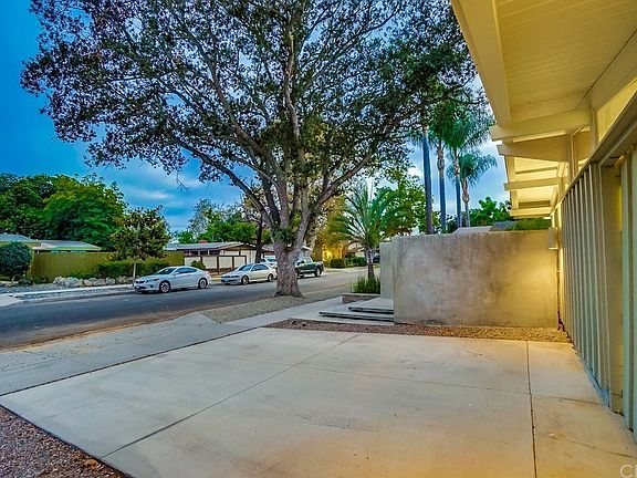 5th image of 7225 E Lanai St
