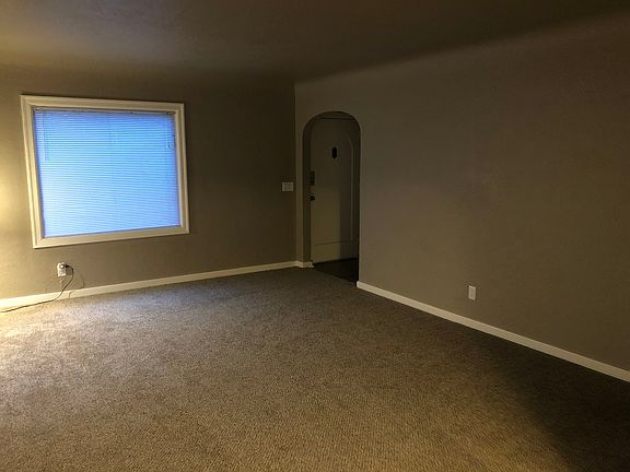 5th image of 938 Almaden St