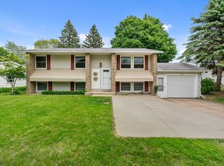 1309 Highland Dr, Petoskey, MI 49770