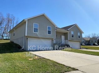 605 Susanne Ct, Kearney, MO 64060