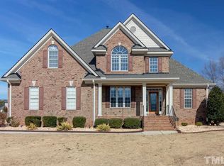 2420 Stewart St, Fuquay Varina, NC 27526