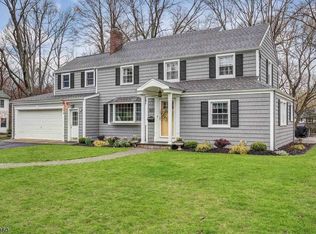 109 Glenbrook Rd, Morris Plains, NJ 07950