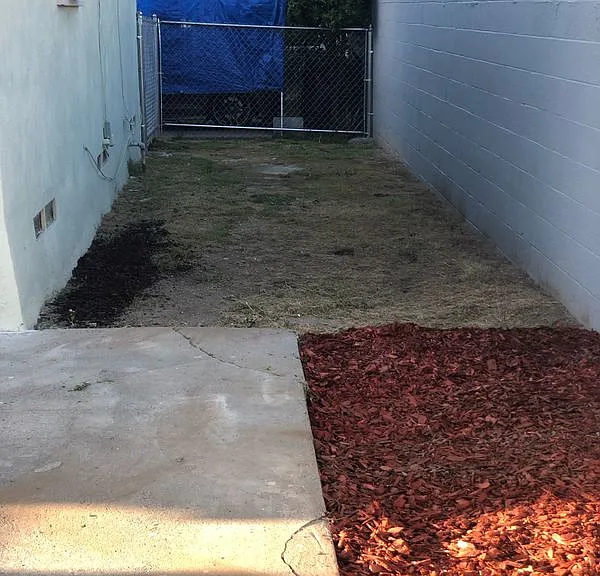 2106 N Vallejo St #BACK HOUSE — Photo 14