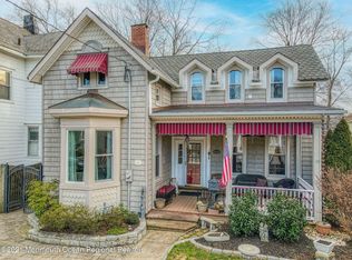 78 2nd St, Keyport, NJ 07735