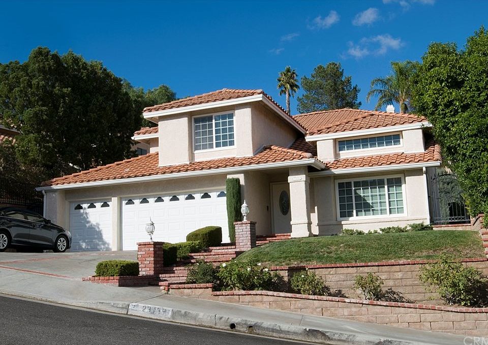 1st image of 23439 Glenridge Dr