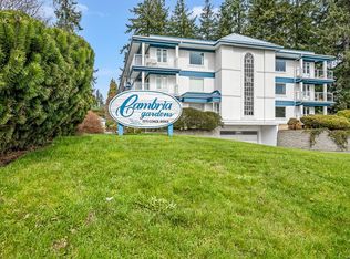 1970 Comox Ave #105, Comox, BC V9M 3M7