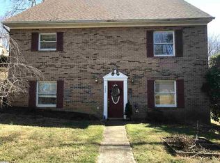 722 Maple Ave, Waynesboro, VA 22980