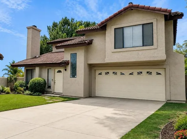 1851 Normandy Gln, Escondido, CA 92027