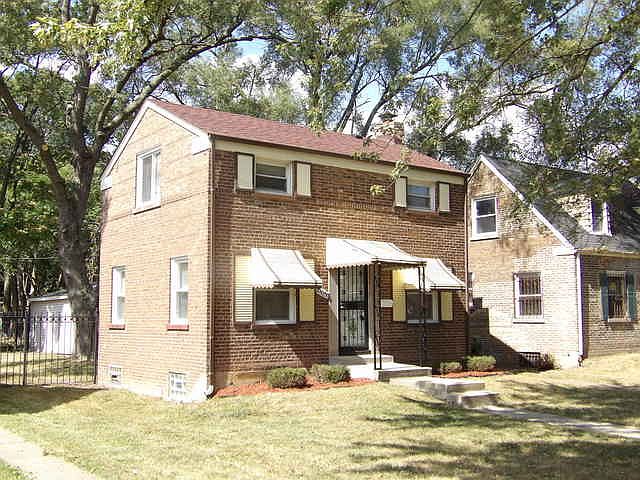 2nd image of 10030 S Yates Ave
