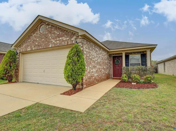 116 Darrow Creek Dr, Owens X Rds, AL 35763