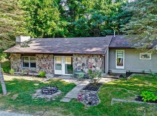 55 Lane 131e Turkey Lk, Lagrange, IN 46761