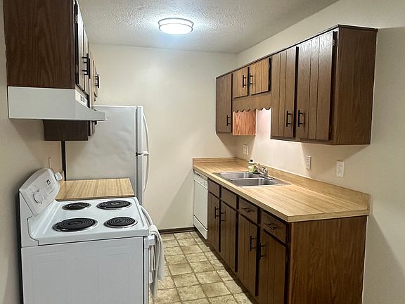 5th image of 1640 Cedarwood Dr APT 331