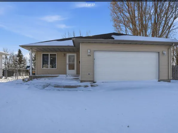5191 W Lanark Dr, Grand Forks, ND 58203