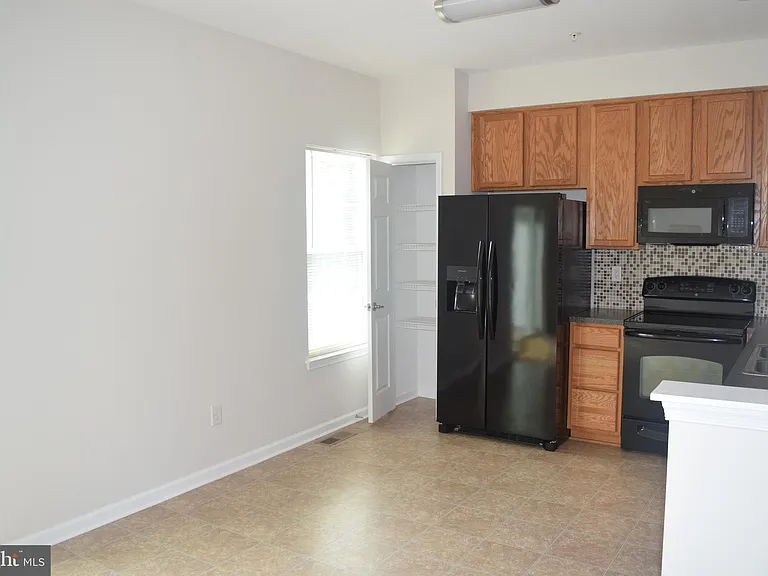 226 Bardel Dr #226 — Photo 11