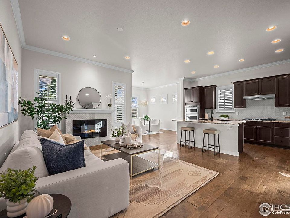 1st image of 4549 Maxwell Ave