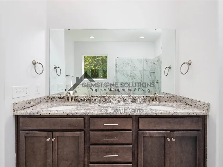 631 Silva Ln — Photo 38
