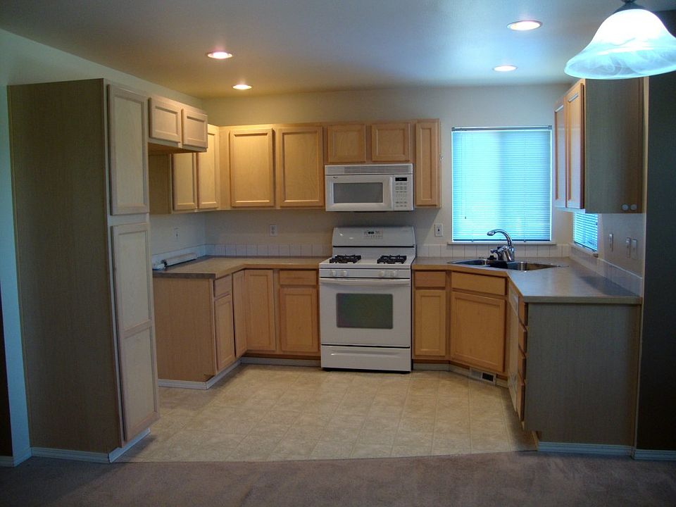 1st image of 3307 E Grandview Ave