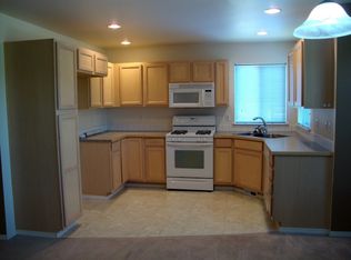 3307 E Grandview Ave, Tacoma, WA 98404