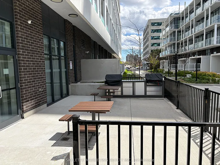 188 Fairview Mall Dr #510 — Photo 14