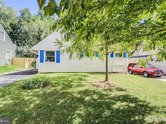 4th image of 309 Broadwood Dr