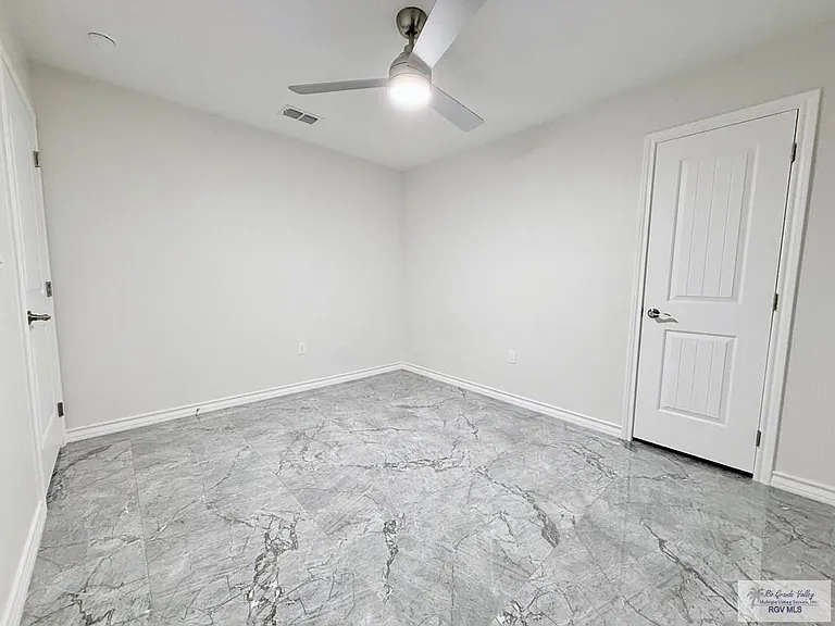700 Tamarindo Ln — Photo 8