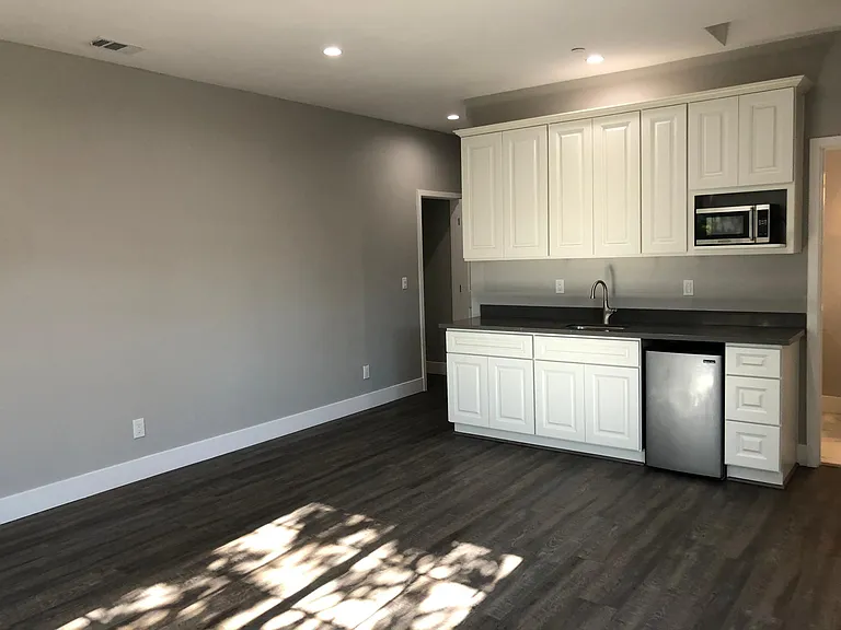 1053 Blazingwood Dr — Photo 23