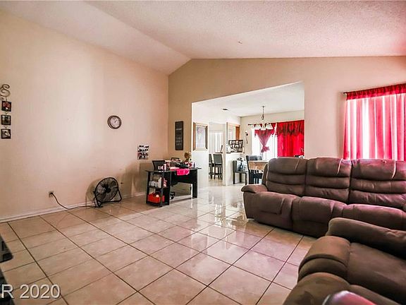5th image of 5684 Fairlight Dr