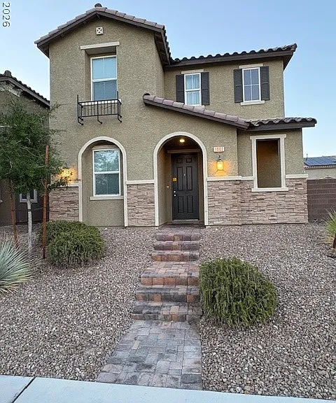 1002 E Dorrell Ln — Photo 1