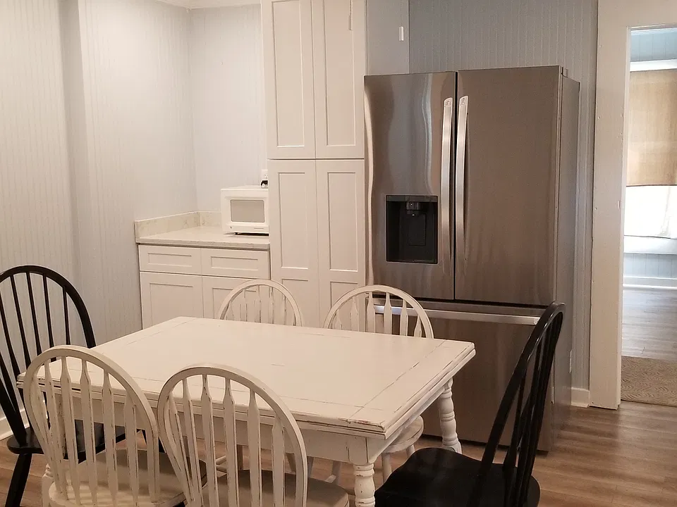 Newly remodeled kitchen (
Main)