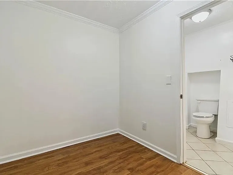721 Wedgewood Dr #B — Photo 10