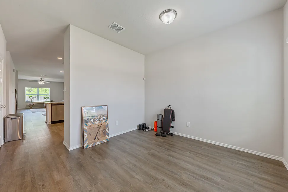 3 bed, 1628 sqft, $1,750 — Photo 2