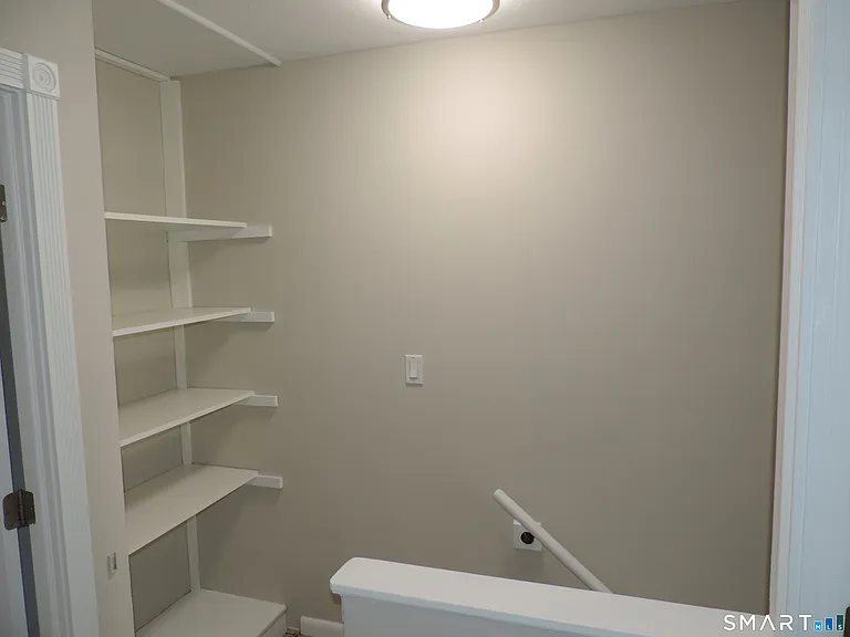 224 New Britain Ave #8 — Photo 24