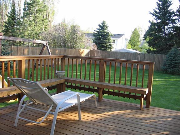 2nd image of 3332 Cherry Lynn Dr