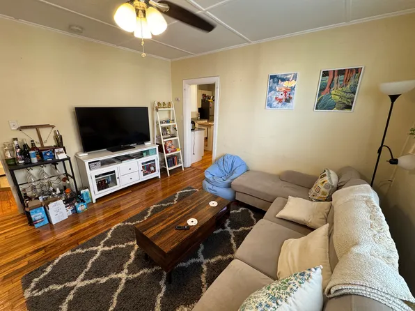 41 Cross St, Somerville, MA