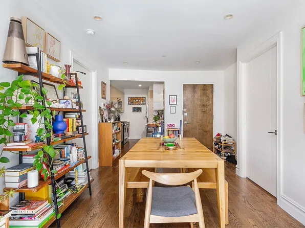 525 Myrtle Ave APT 201, Brooklyn, NY 11205