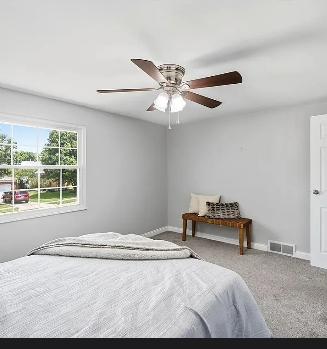 3 bed, 1712 sqft, $2,300 — Photo 3